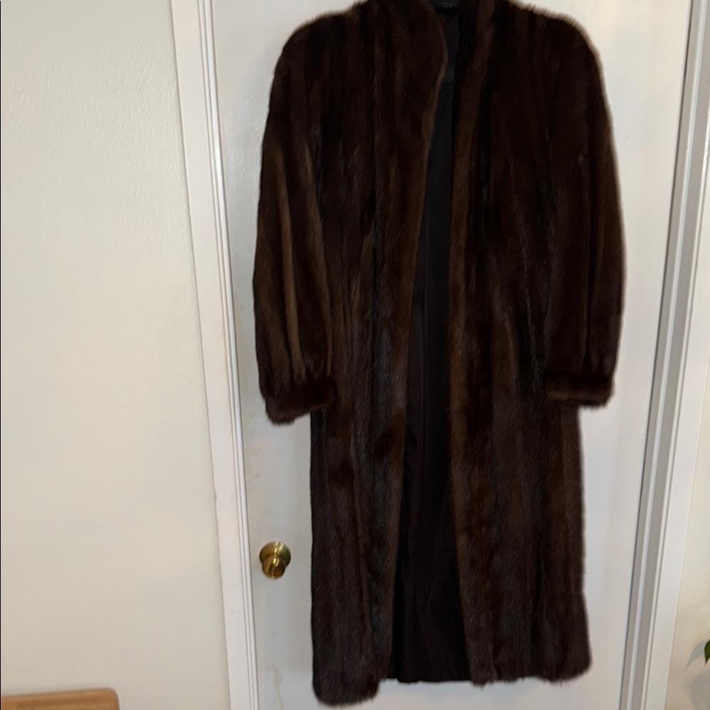 Elegant Brown Women’s Genuine Fur Coat